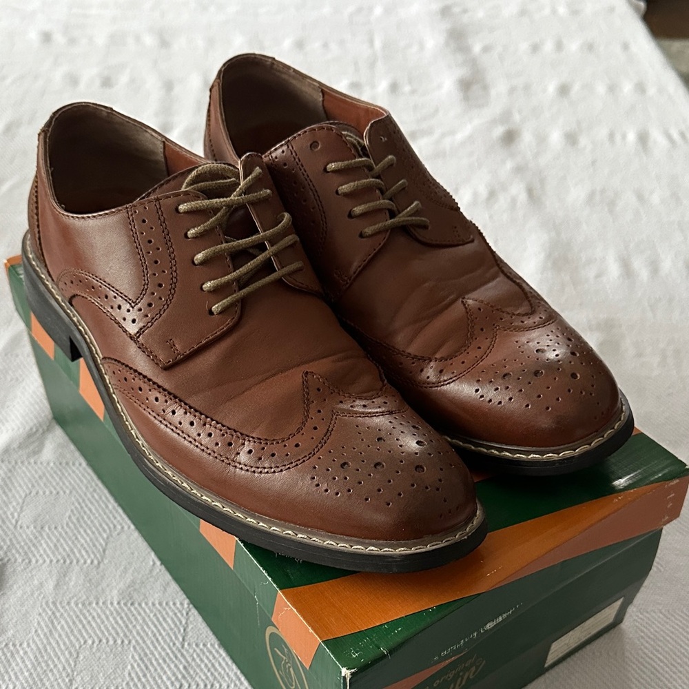 Welton brown leather dress shoes